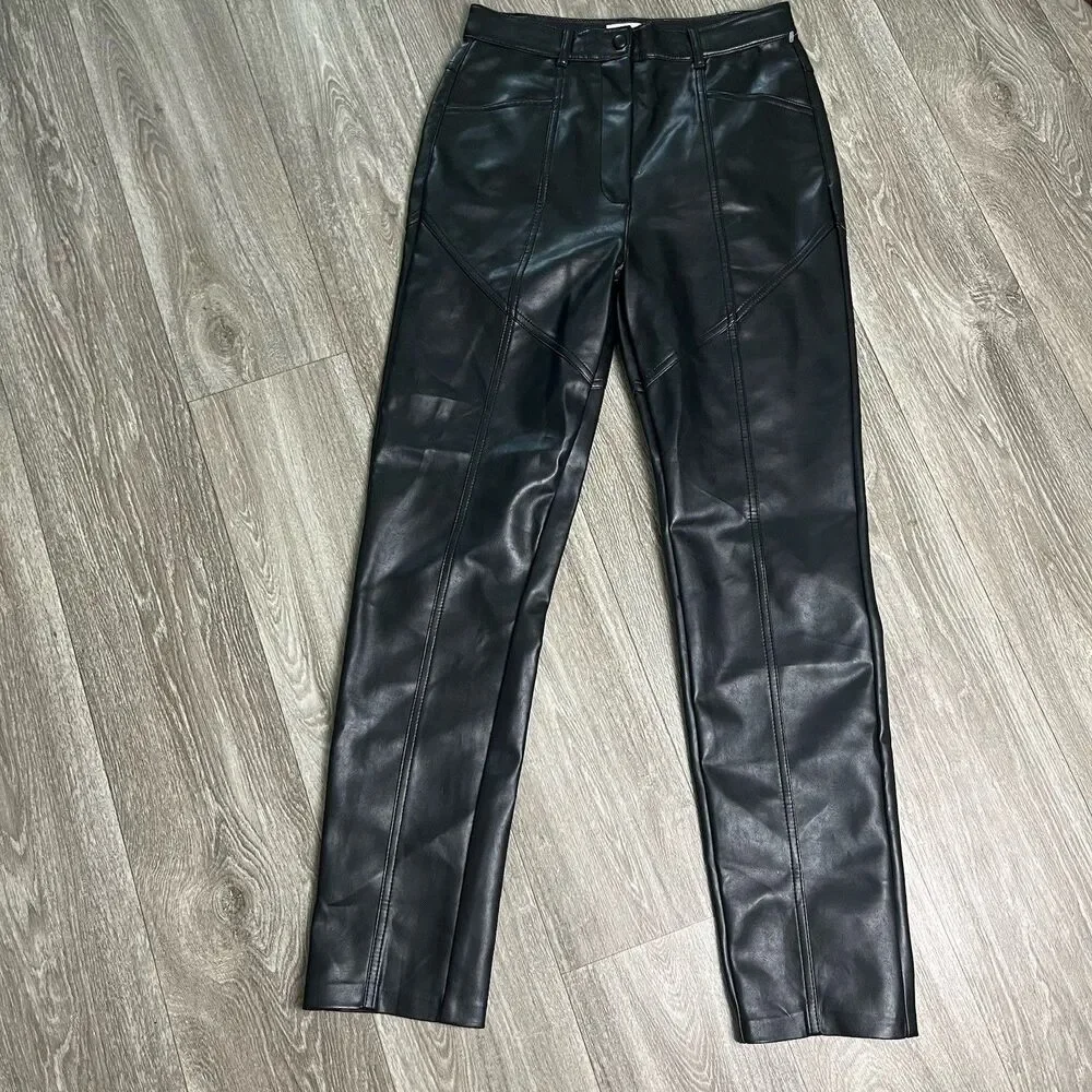 Aritzia Wilfred Black Rebel Pant Vegan Leather Straight Leg Pants Size 6‎ 224​